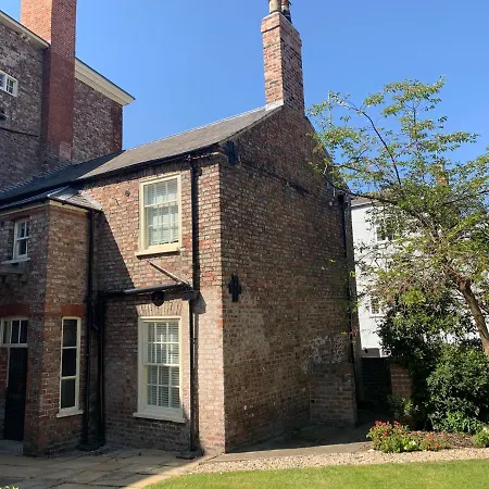 Walmgate Apartment